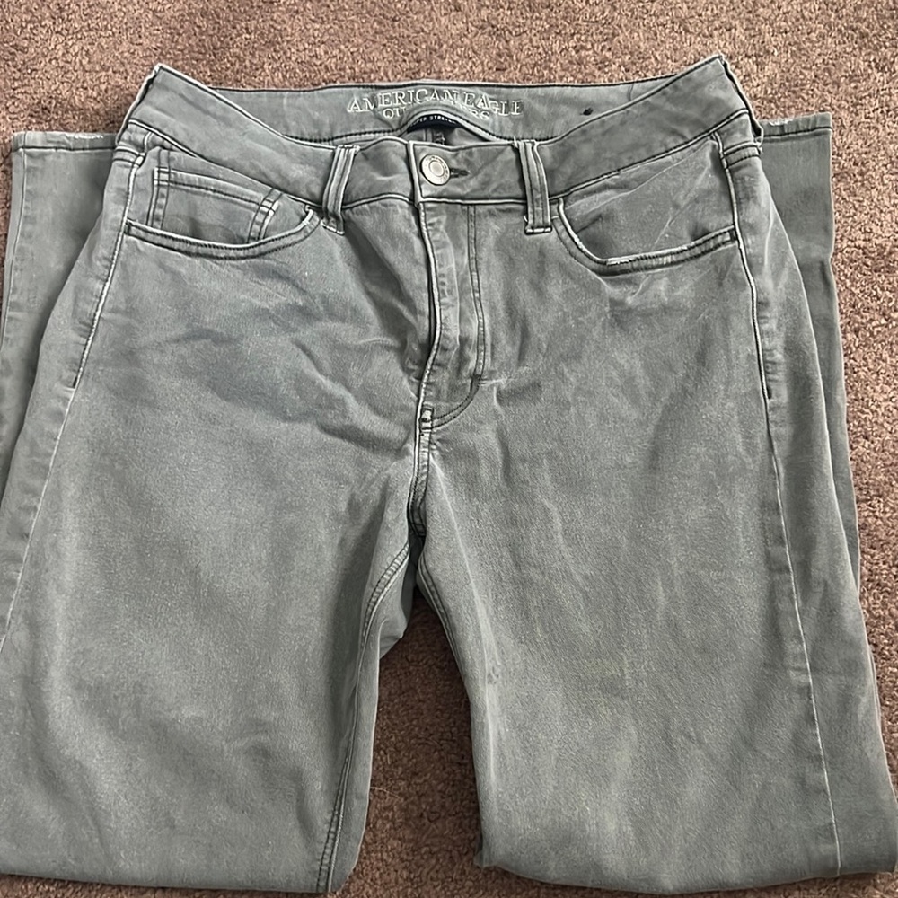 Stretchy khaki(ish) pants!